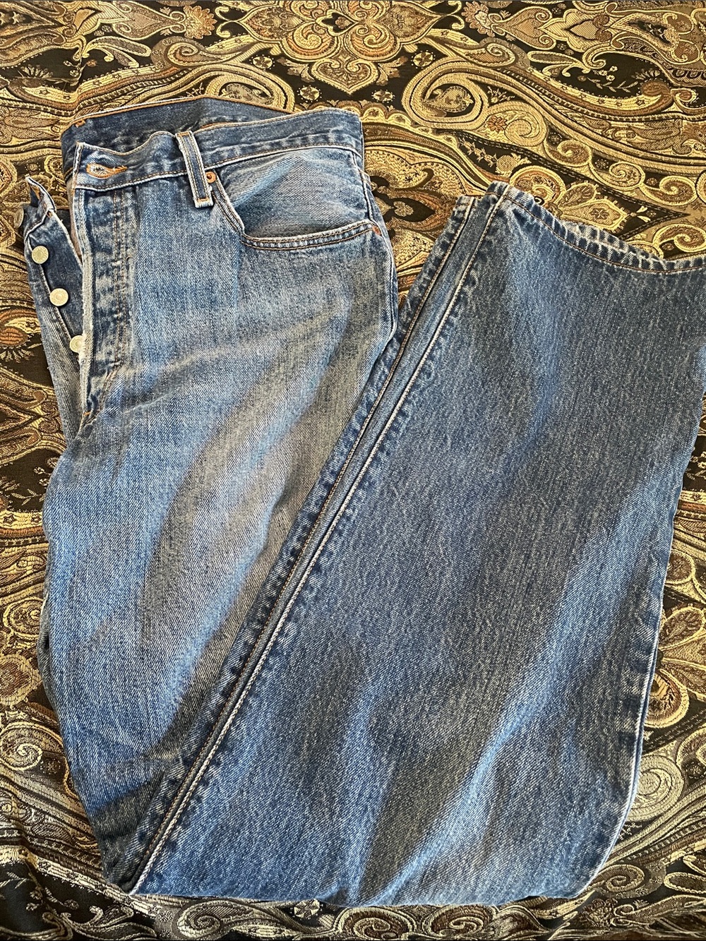 Levi's 501’s Button Fly Broken-in Straight Leg Jeans 👖